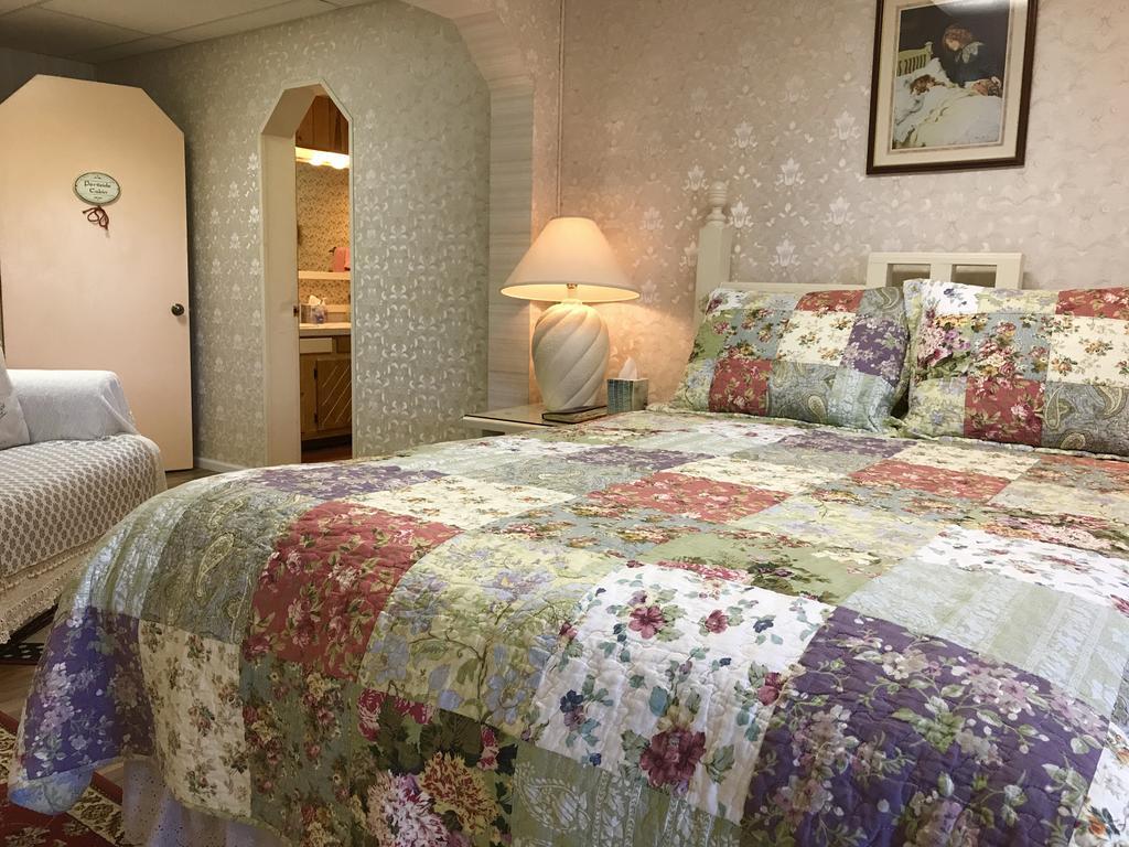 Halcyon Heights B&B/Inn Хоумър Екстериор снимка